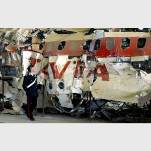 اصابت موشک های جنگی به هواپیماهای مسافر بری در کشورهای مختلف